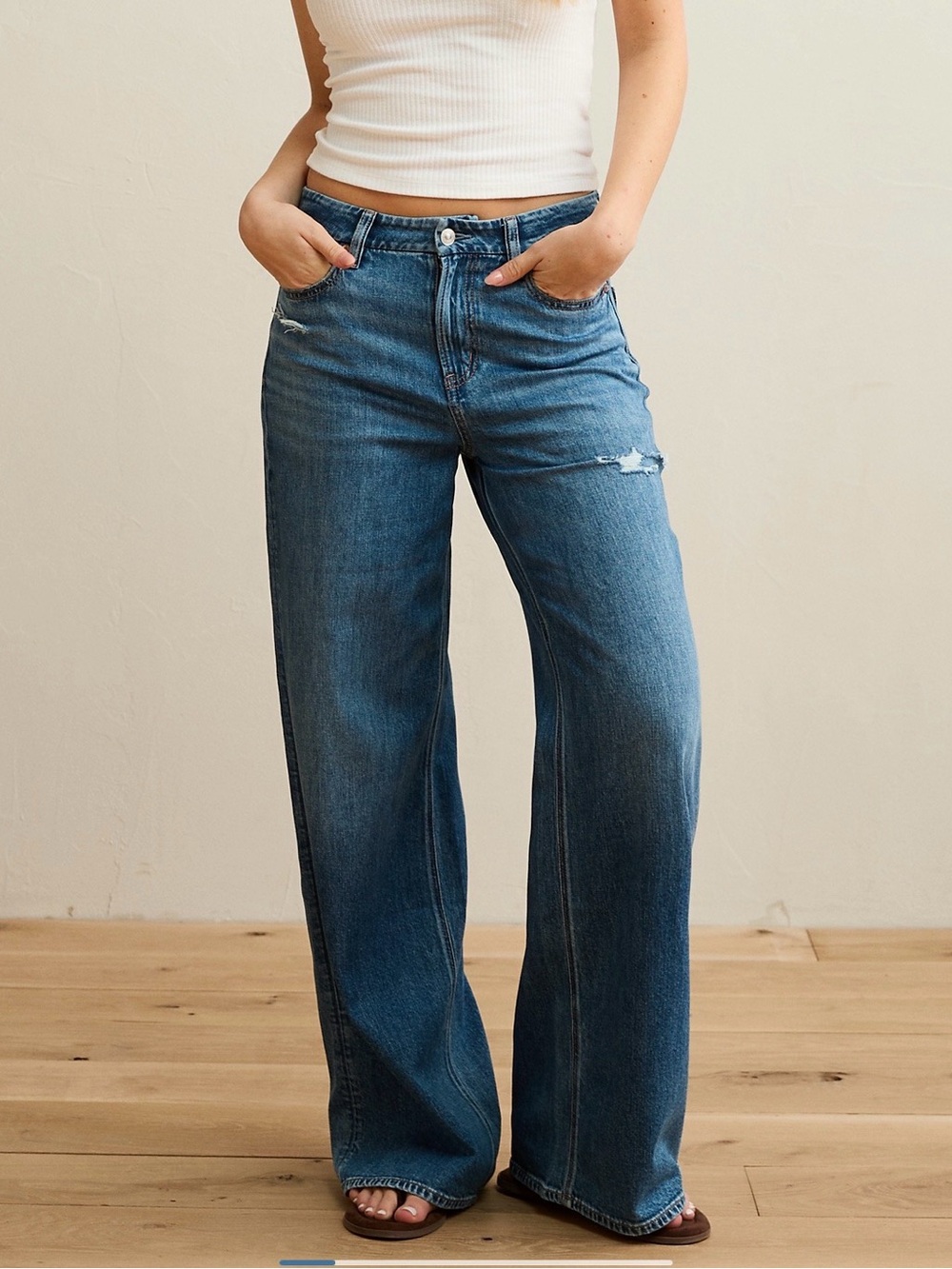 American Eagle Curvy Super High Rise Baggy Wide Leg Jeans